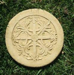 Celtic Stepping Stones (Set Of 3) 7 Celtic Stepping Stones (Set Of 3) -Garden Decoration Store 4720 celtic step1 40865.1679252752