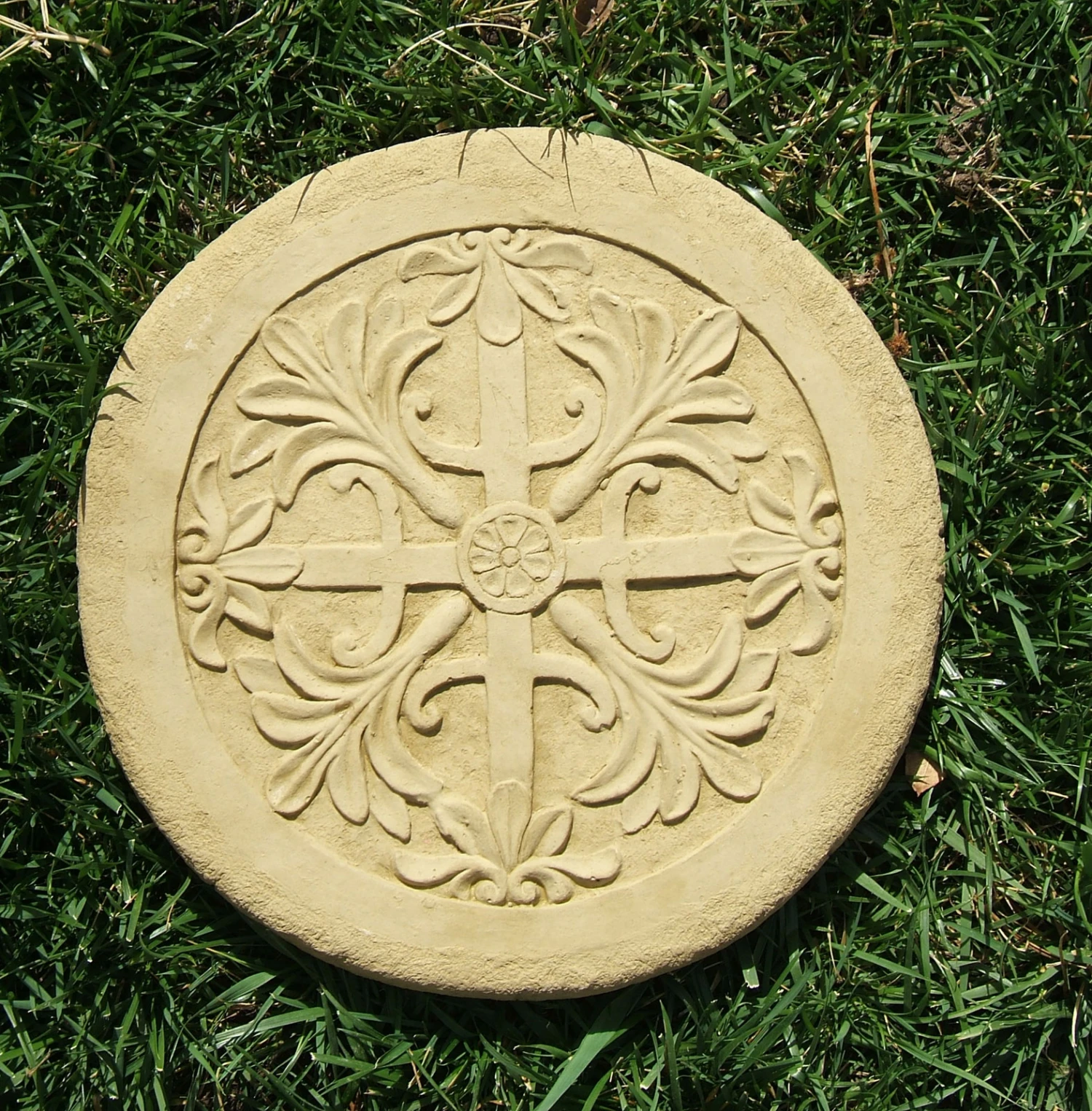 Celtic Stepping Stones (Set Of 3) 4 Celtic Stepping Stones (Set Of 3) - Image 4