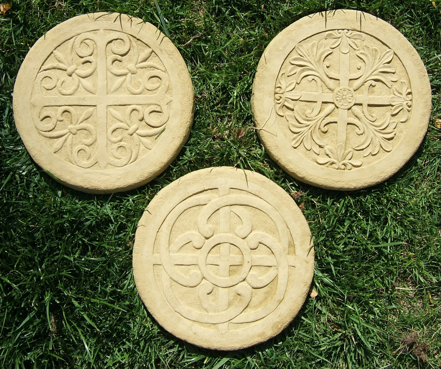 Celtic Stepping Stones (Set Of 3) 1 Celtic Stepping Stones (Set Of 3)