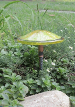 Blown Glass Mushroom Stake -Garden Decoration Store AHMS LC8 1600 98286.1676036673