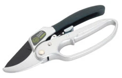 Ratchet Anvil Secateurs - Spear & Jackson