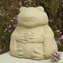 Meditating Frog - Medium