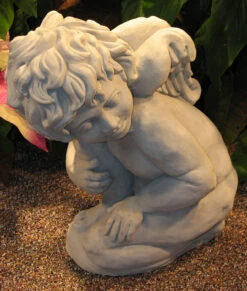 Kneeling Cherub Statue