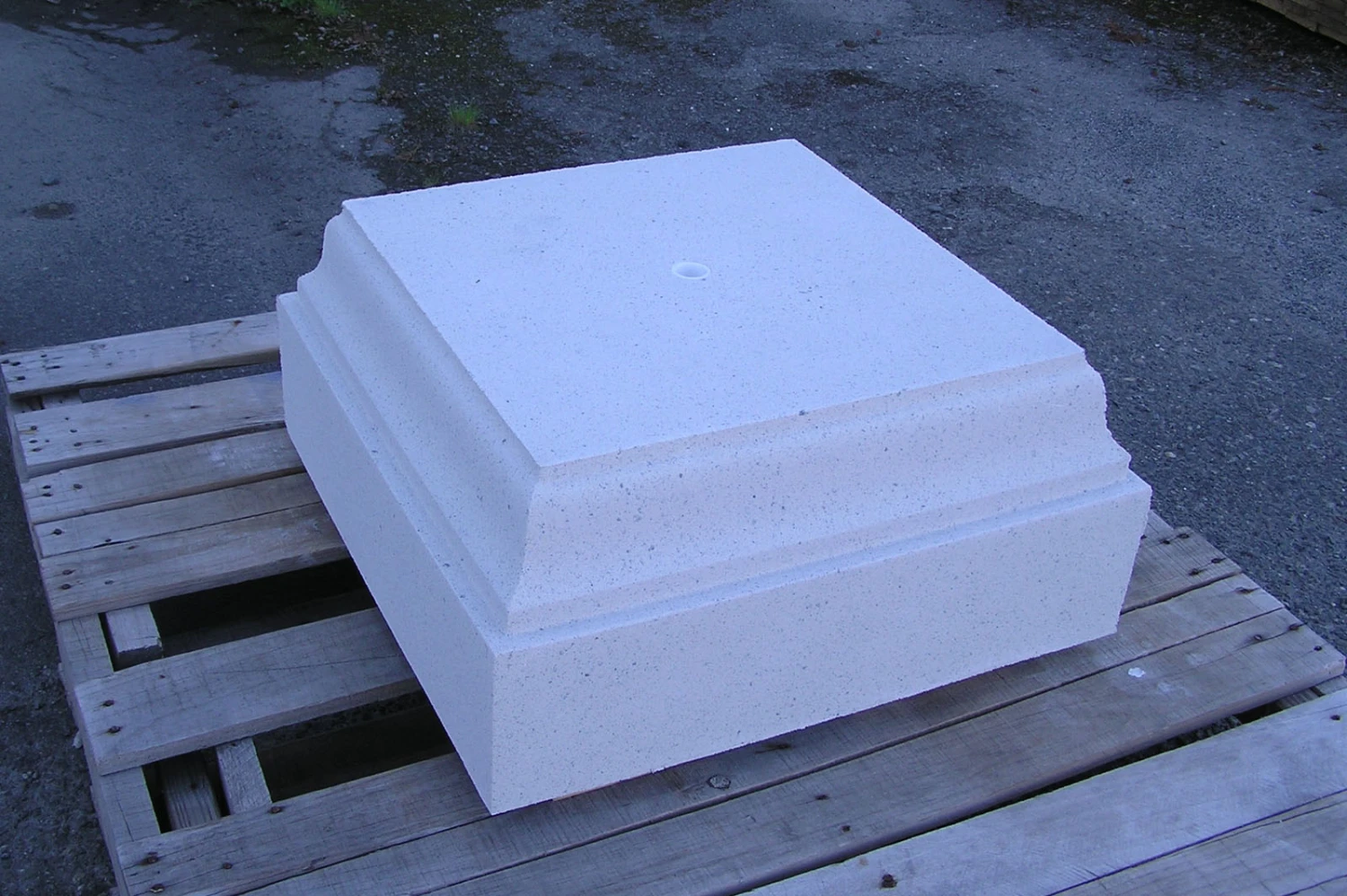 Raleigh Pedestal 2 Raleigh Pedestal - Image 2